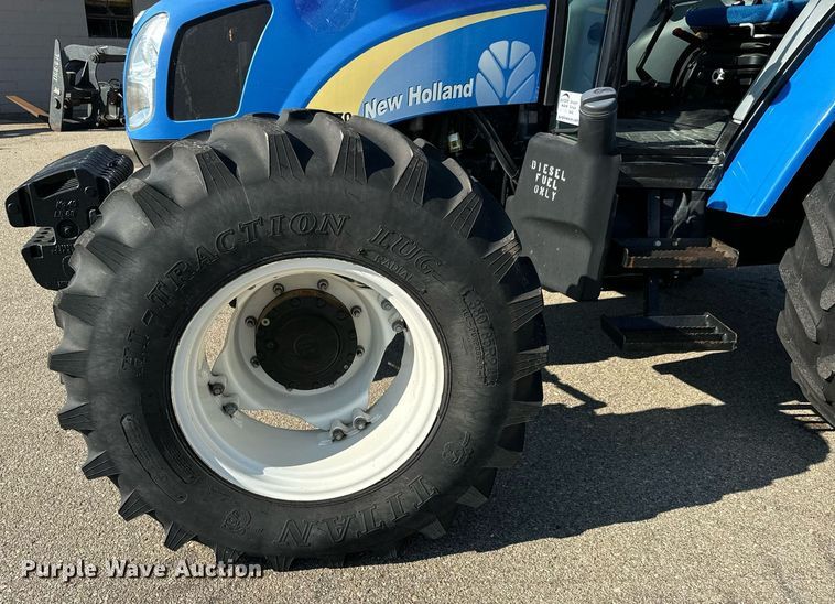 image for item DO1671 2011 New Holland T-5070 MFWD tractor