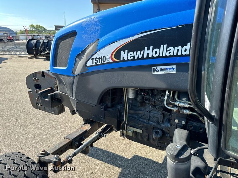 image for item DO1672 2006 New Holland TS-110A tractor