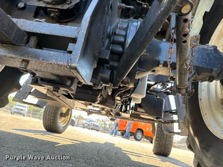 image for item DO1672 2006 New Holland TS-110A tractor