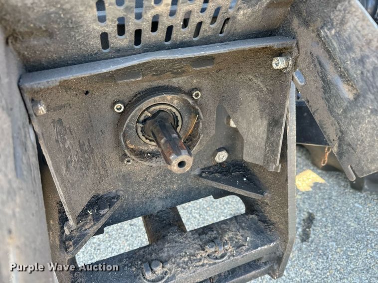 image for item DO1672 2006 New Holland TS-110A tractor