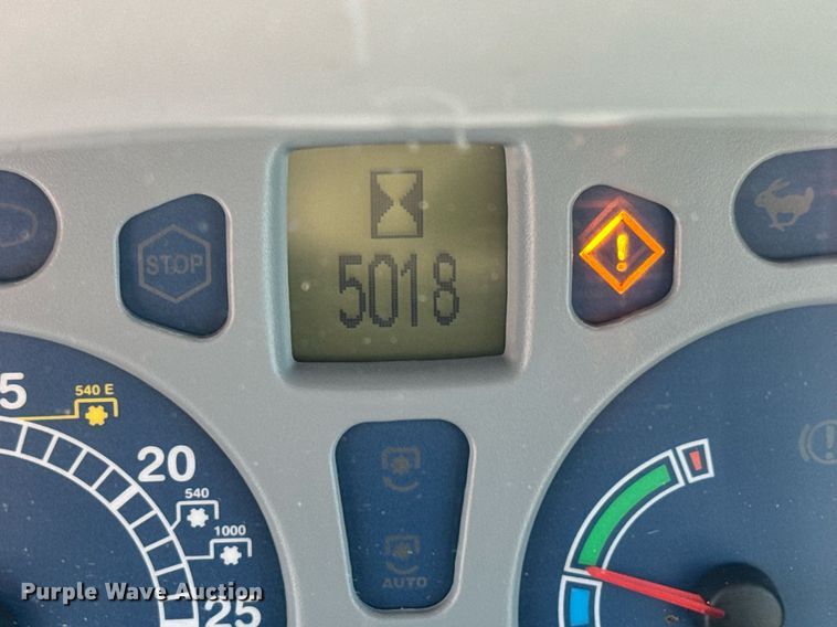 image for item DO1673 2011 New Holland T-5070 MFWD tractor