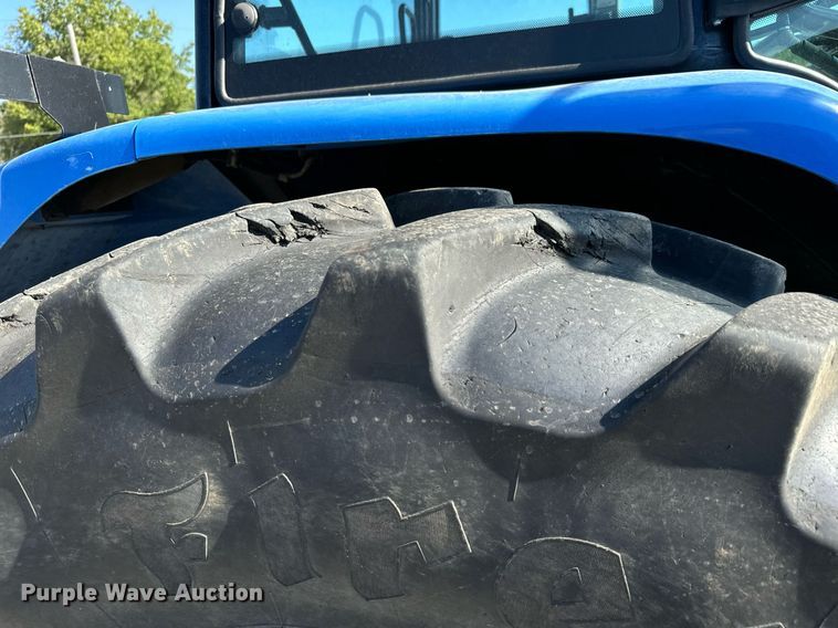 image for item DO1673 2011 New Holland T-5070 MFWD tractor