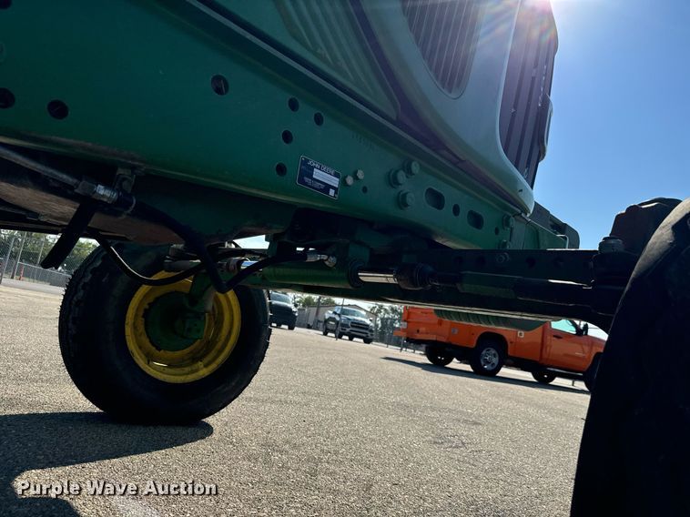 image for item DO1674 2006 John Deere 6415 tractor