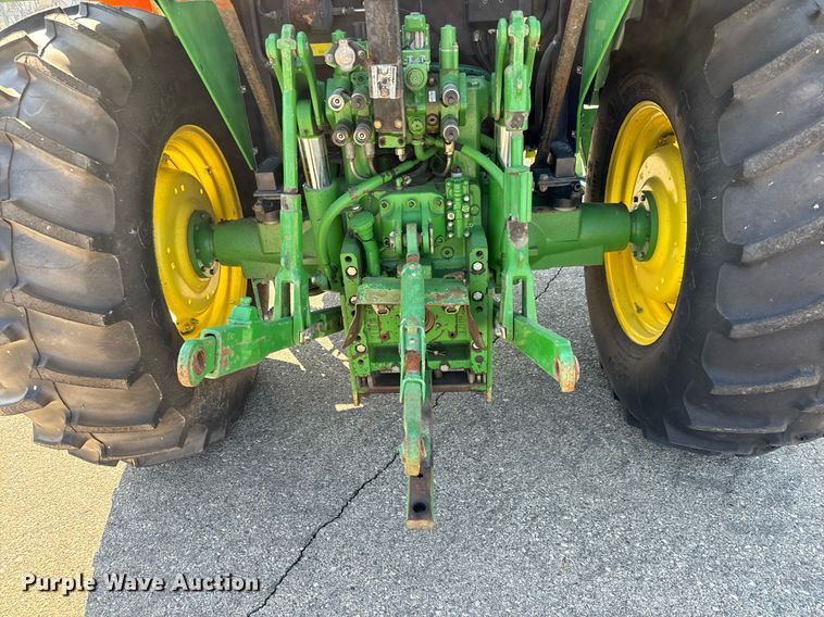 image for item DO1674 2006 John Deere 6415 tractor