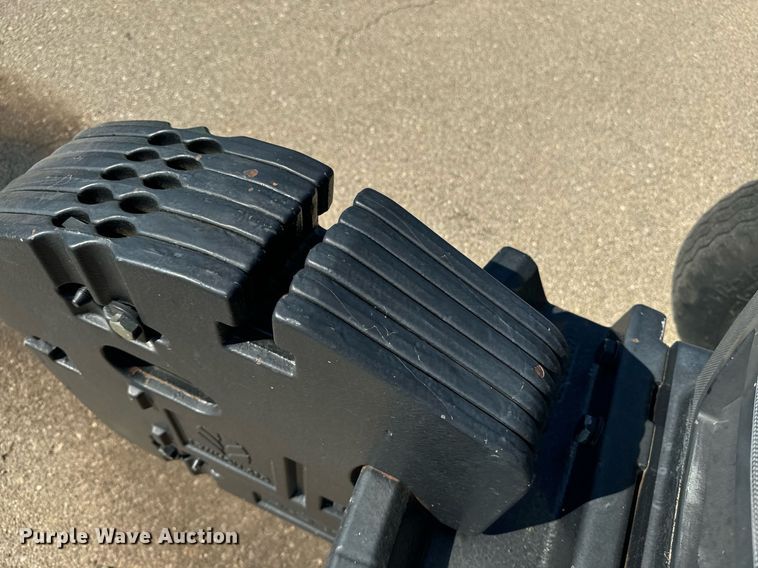 image for item DO1676 2006 New Holland TS-110A tractor