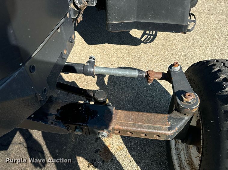 image for item DO1676 2006 New Holland TS-110A tractor