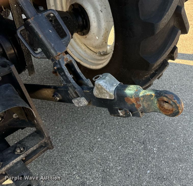 image for item DO1676 2006 New Holland TS-110A tractor