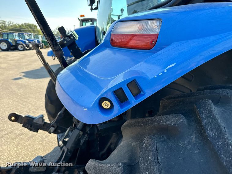 image for item DO1678 2008 New Holland T6020 tractor