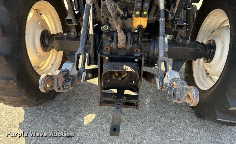 image for item DO1678 2008 New Holland T6020 tractor