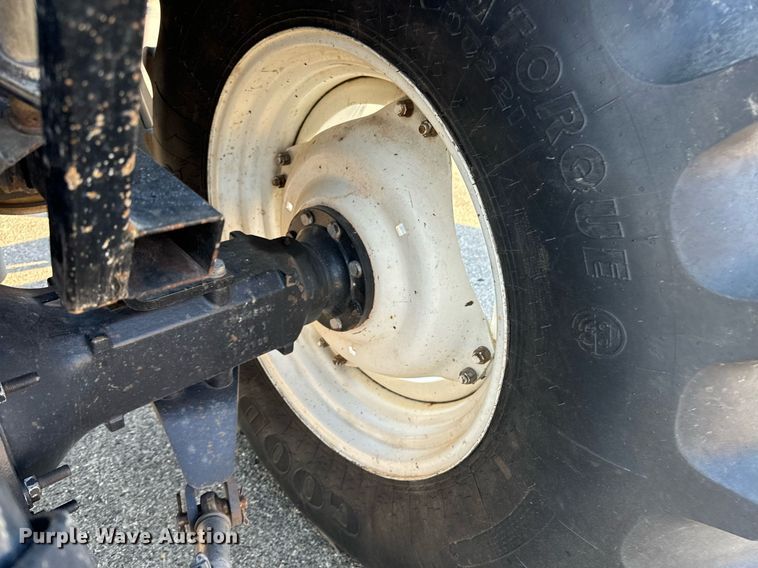 image for item DO1678 2008 New Holland T6020 tractor