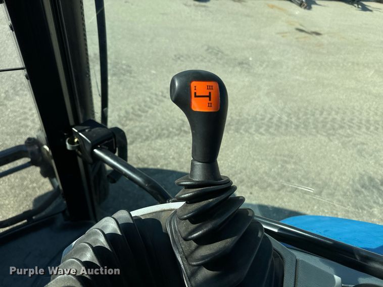 image for item DO1678 2008 New Holland T6020 tractor