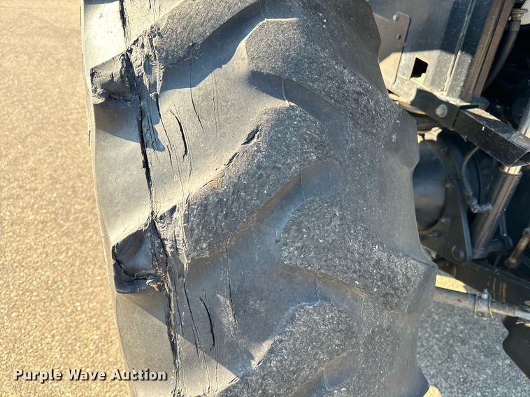 image for item DO1678 2008 New Holland T6020 tractor