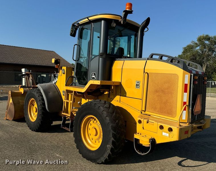 image for item DO1680 2006 John Deere 444J wheel loader