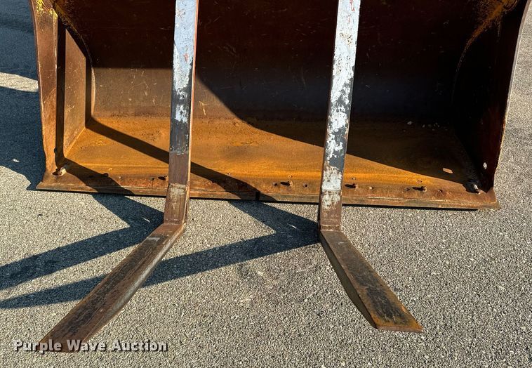 image for item DO1680 2006 John Deere 444J wheel loader