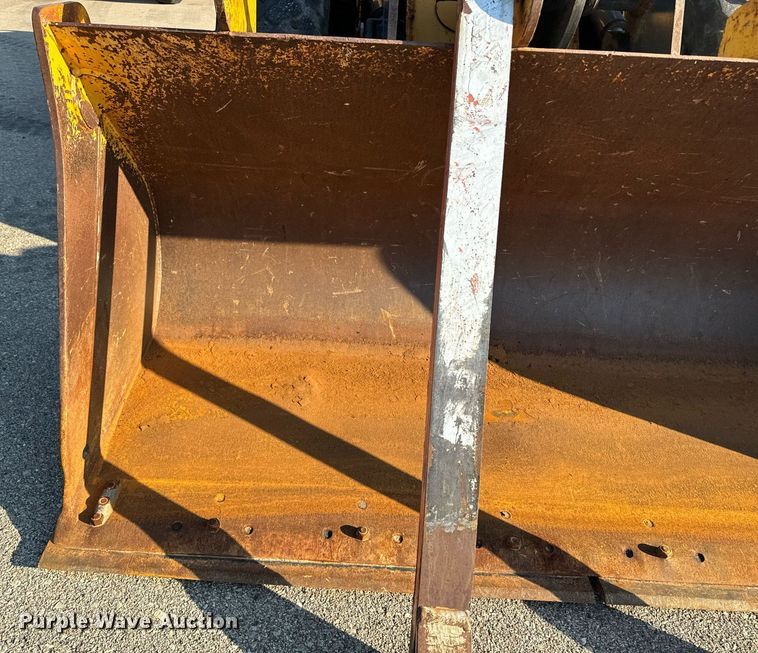 image for item DO1680 2006 John Deere 444J wheel loader