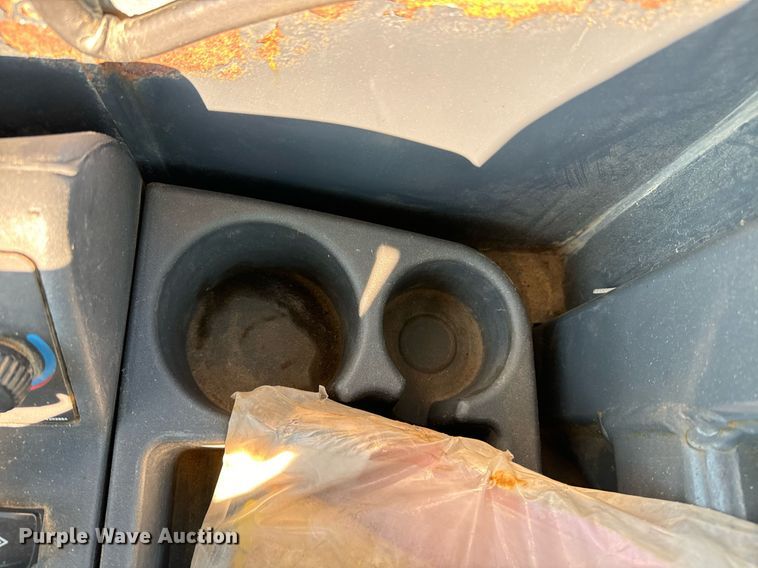 image for item DO1680 2006 John Deere 444J wheel loader