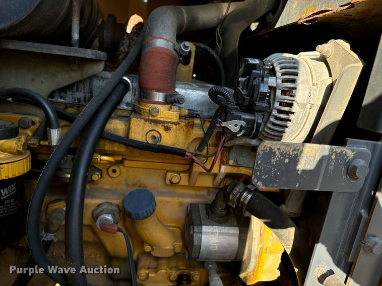 image for item DO1680 2006 John Deere 444J wheel loader