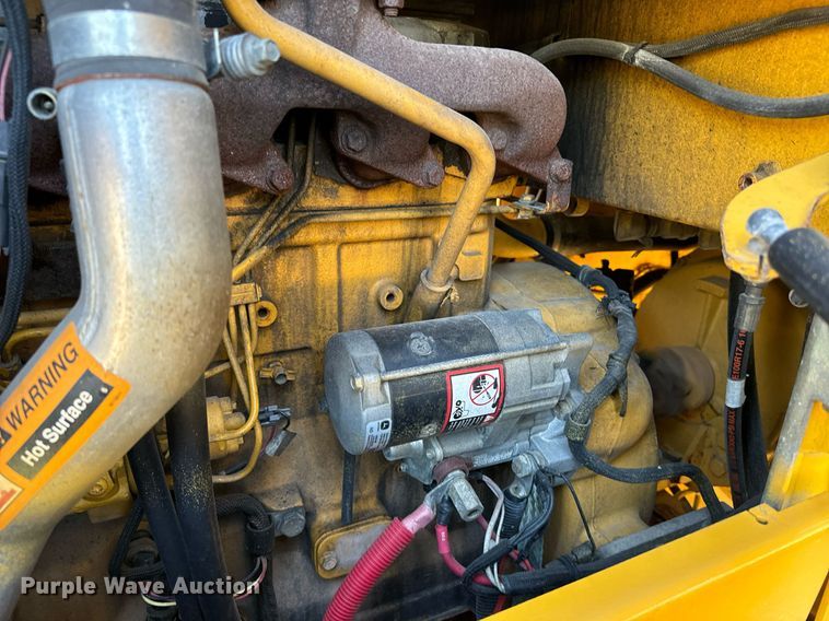 image for item DO1680 2006 John Deere 444J wheel loader