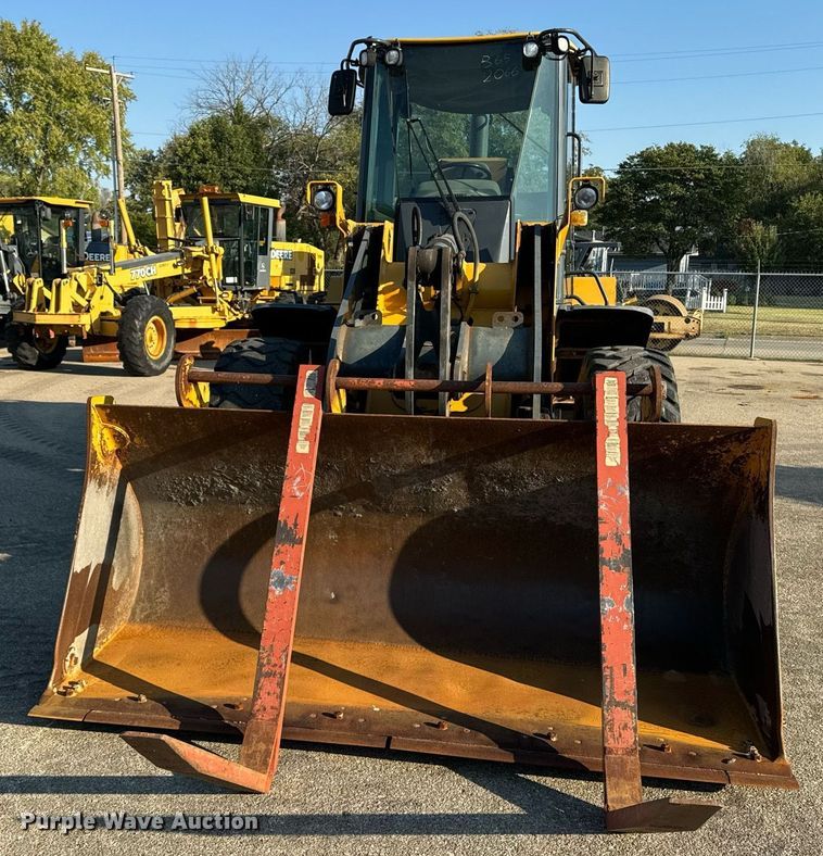 image for item DO1681 2006 John Deere 444J wheel loader