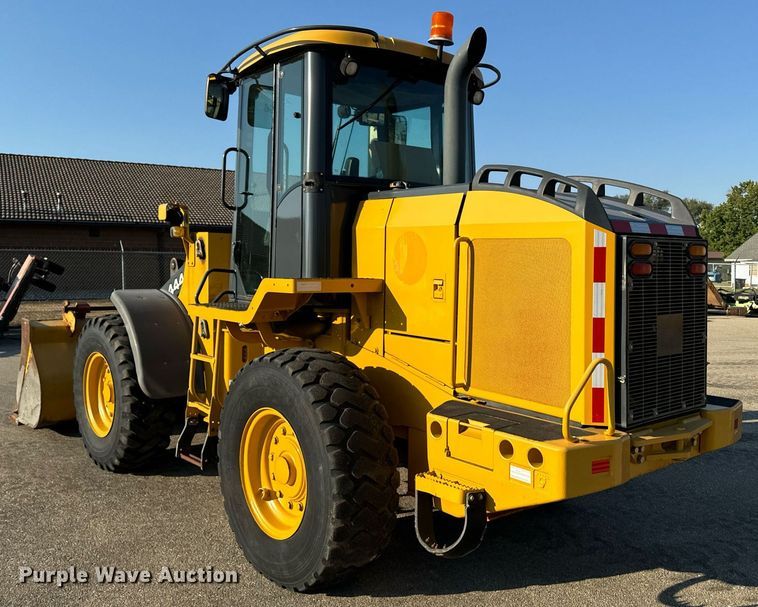 image for item DO1681 2006 John Deere 444J wheel loader