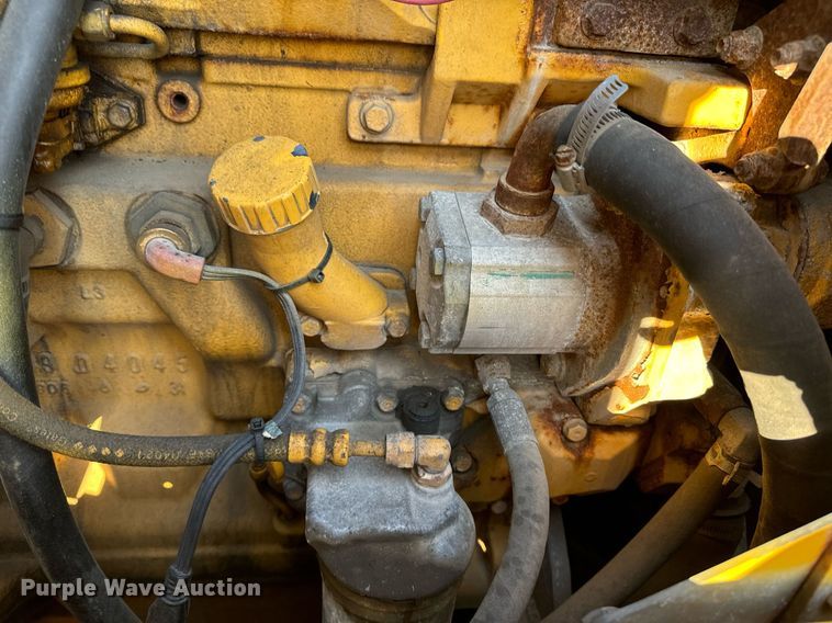 image for item DO1681 2006 John Deere 444J wheel loader