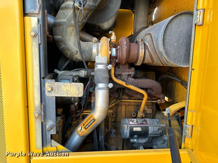 image for item DO1681 2006 John Deere 444J wheel loader