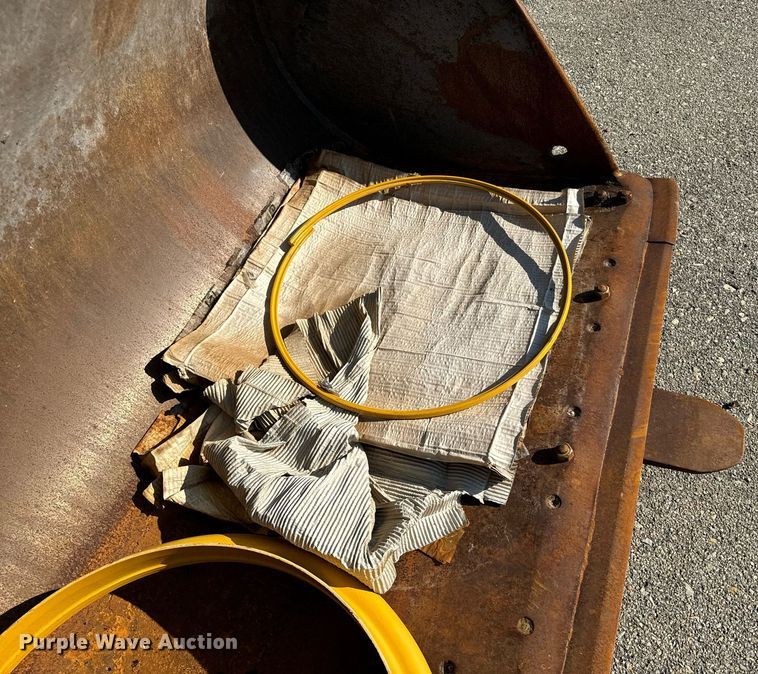 image for item DO1682 2005 John Deere 444J wheel loader