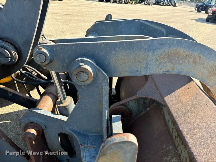 image for item DO1682 2005 John Deere 444J wheel loader