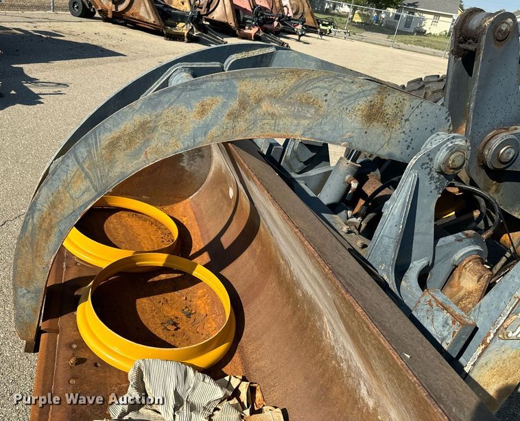 image for item DO1682 2005 John Deere 444J wheel loader
