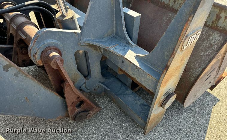 image for item DO1682 2005 John Deere 444J wheel loader