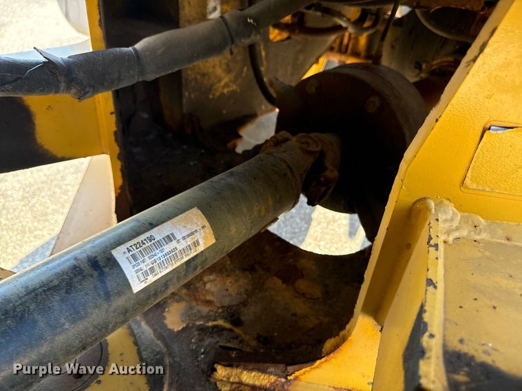 image for item DO1682 2005 John Deere 444J wheel loader