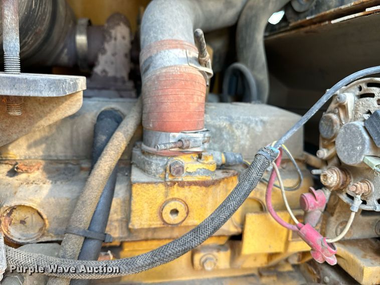 image for item DO1682 2005 John Deere 444J wheel loader