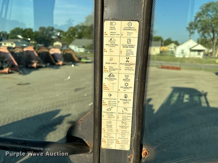 image for item DO1683 2005 John Deere 444J wheel loader