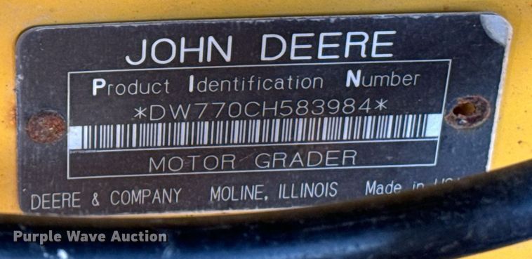 image for item DO1684 2001 John Deere 770CH motor grader
