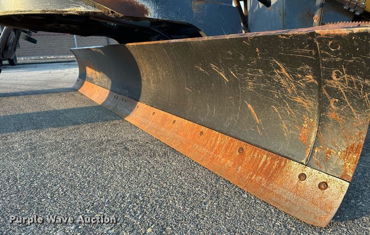 image for item DO1685 2006 John Deere 770D motor grader