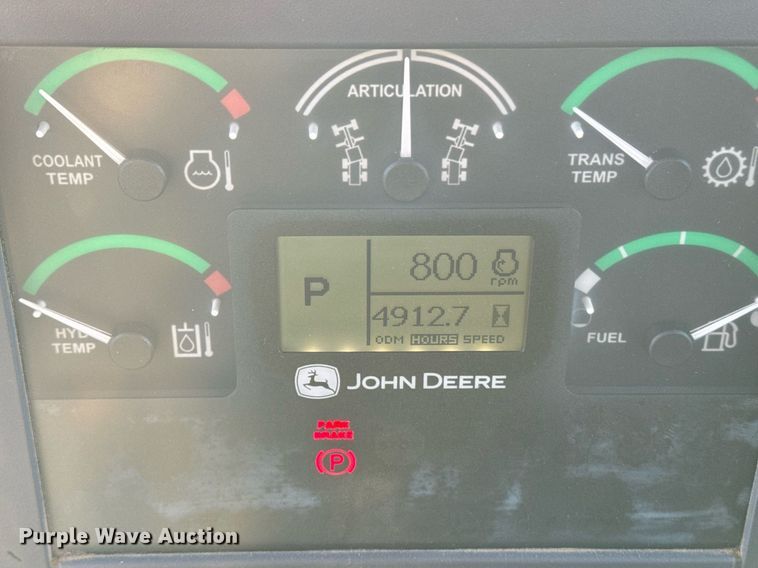 image for item DO1685 2006 John Deere 770D motor grader