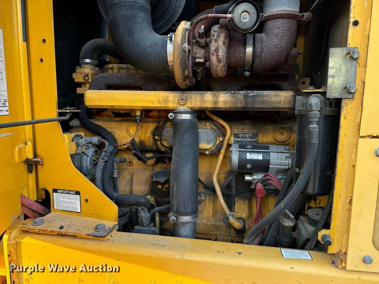 image for item DO1685 2006 John Deere 770D motor grader