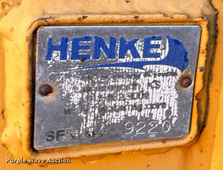 image for item DO1686 2006 John Deere 770D motor grader