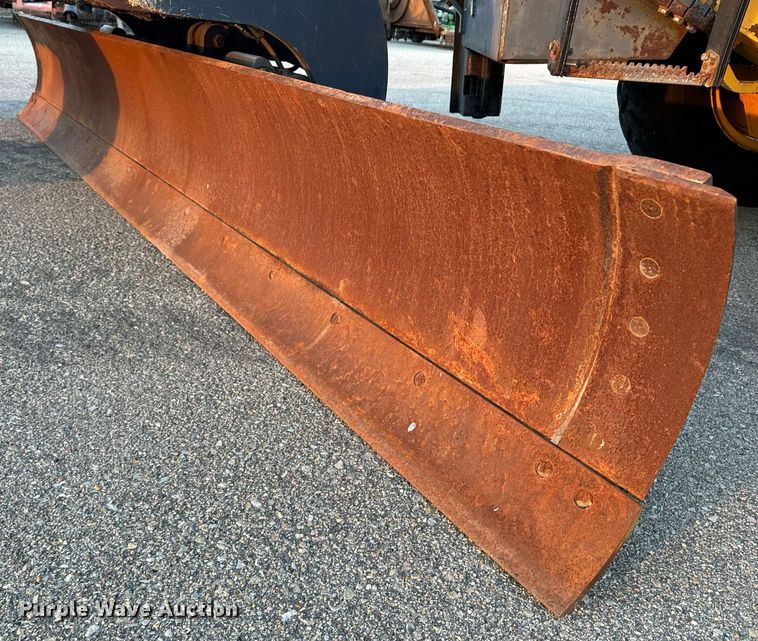 image for item DO1686 2006 John Deere 770D motor grader