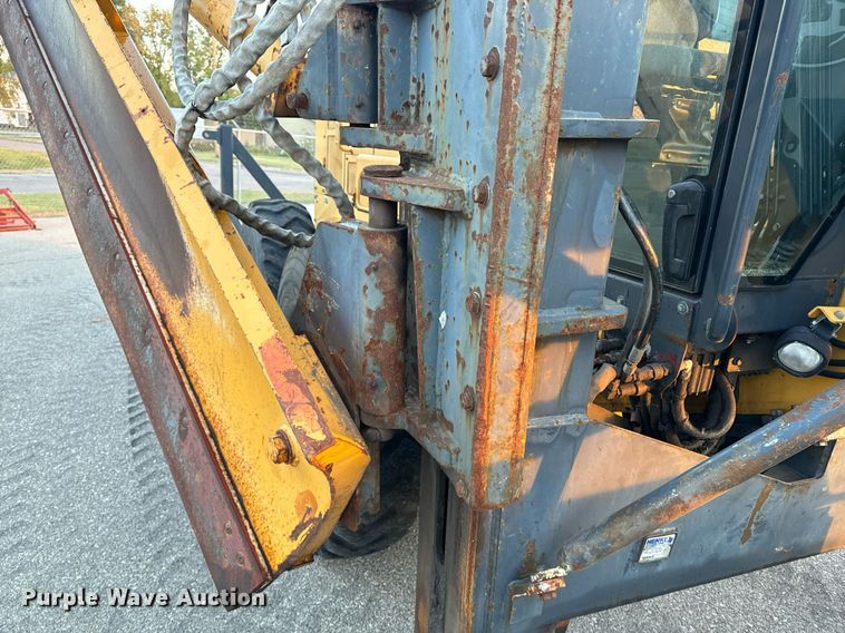 image for item DO1686 2006 John Deere 770D motor grader