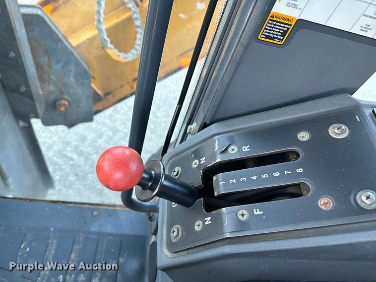 image for item DO1686 2006 John Deere 770D motor grader