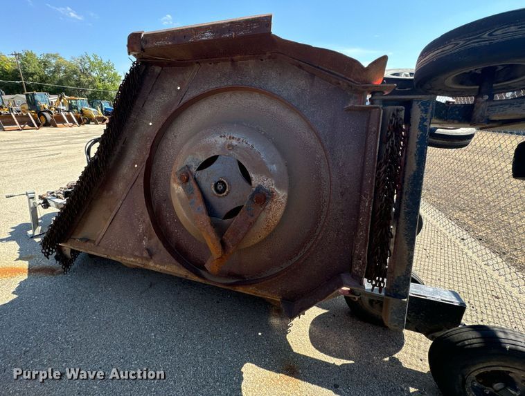 image for item DO1689 2011 Land Pride  batwing rotary mower