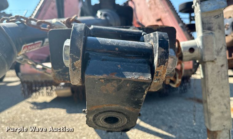 image for item DO1689 2011 Land Pride  batwing rotary mower