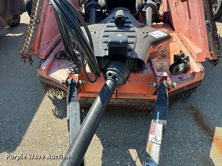 image for item DO1689 2011 Land Pride  batwing rotary mower