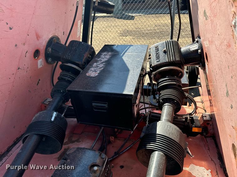 image for item DO1689 2011 Land Pride  batwing rotary mower