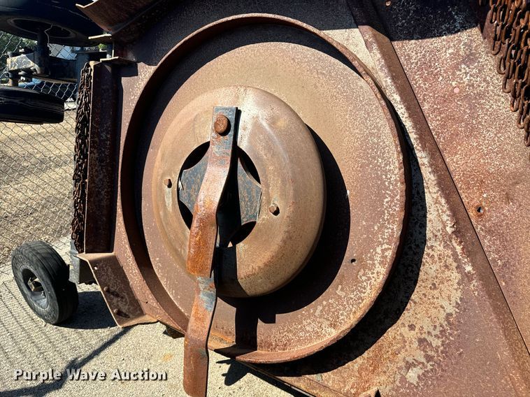 image for item DO1689 2011 Land Pride  batwing rotary mower