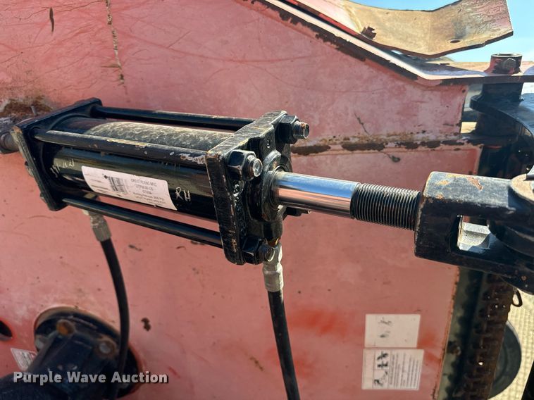 image for item DO1689 2011 Land Pride  batwing rotary mower