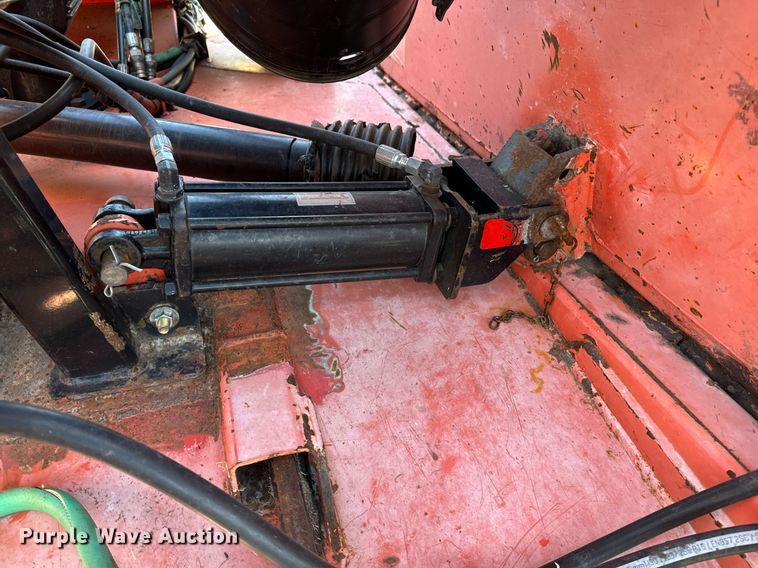 image for item DO1690 2011 Land Pride Commander  batwing rotary mower