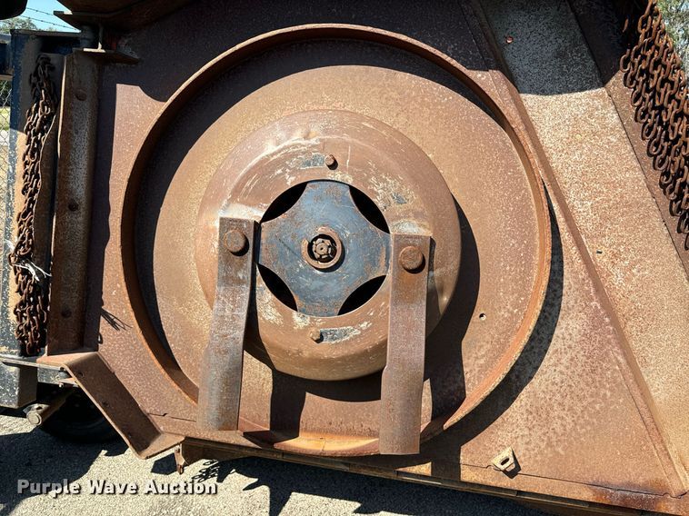 image for item DO1690 2011 Land Pride Commander  batwing rotary mower