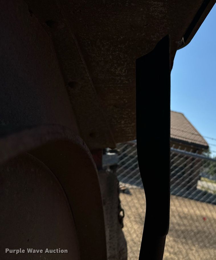 image for item DO1690 2011 Land Pride Commander  batwing rotary mower